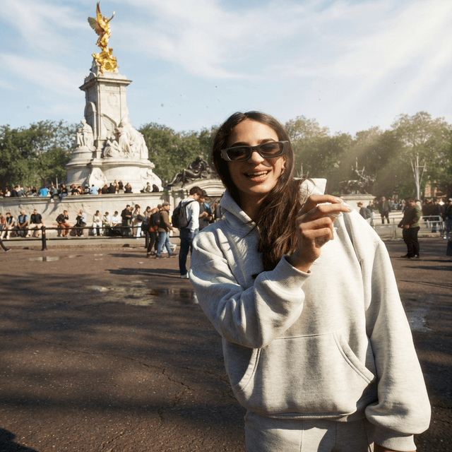 Console Game Cinematic - AI prompt preview