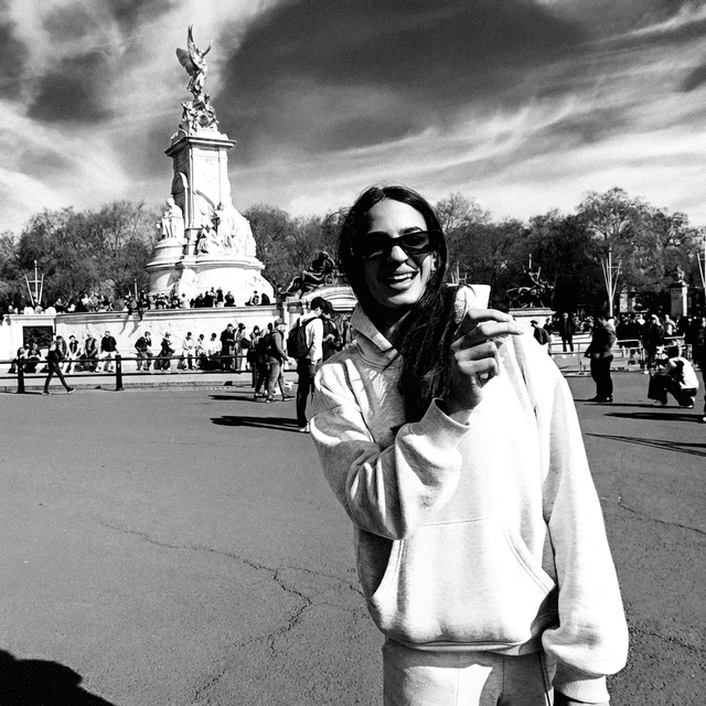 Black & White Photography - AI prompt preview