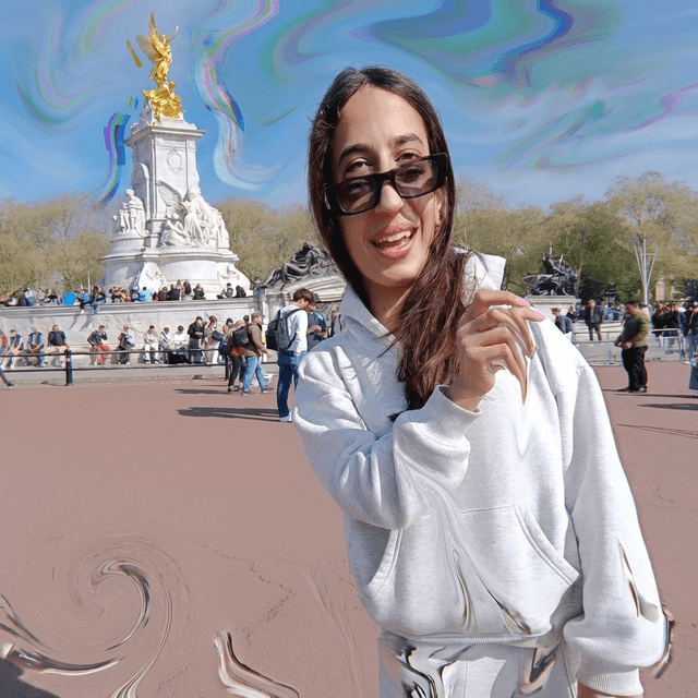 AI Surreal Portrait - AI prompt preview