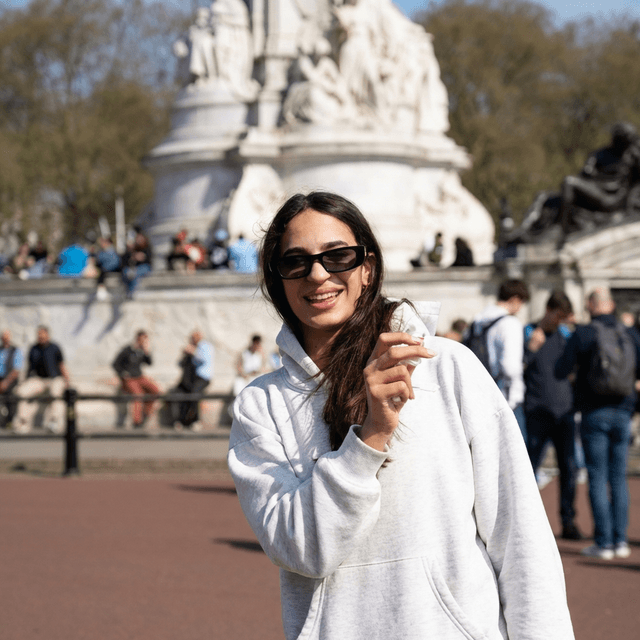 Telephoto, 200mm - AI prompt preview