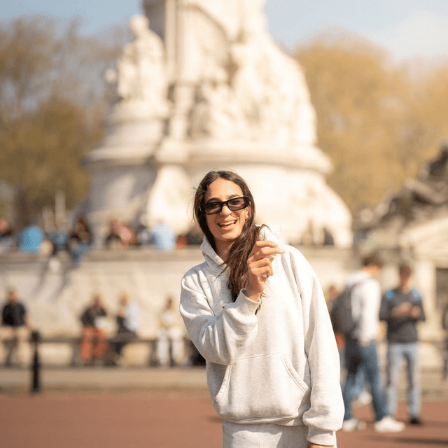 Telephoto, 400mm - AI prompt preview